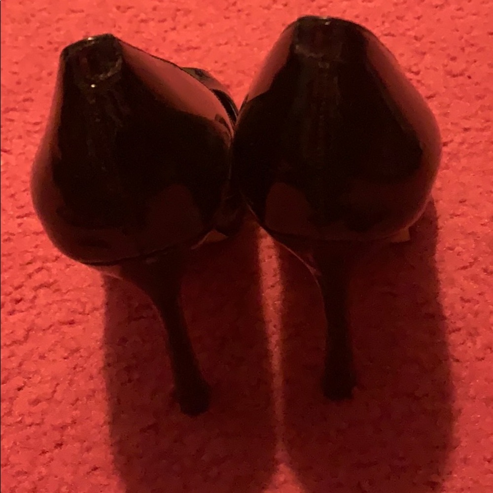 High Heels - Picture 3 of 6